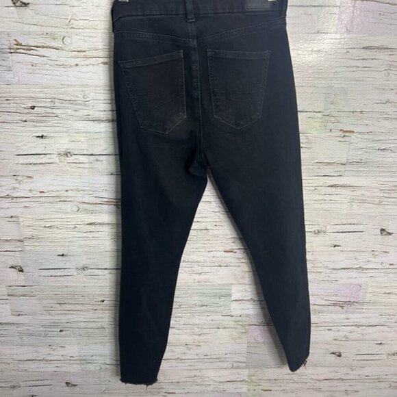 American eagle curvy super  high rise jegging black distressed size 4 - Picture 9 of 11